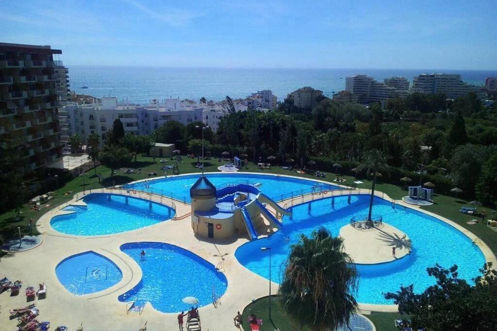 Benalmadena Estudio Jjupiter 250 M Del Mar Con Vistas Al Mar Piscinas Exterior photo
