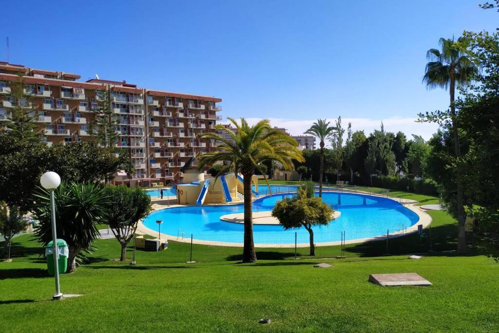 Benalmadena Estudio Jjupiter 250 M Del Mar Con Vistas Al Mar Piscinas Exterior photo